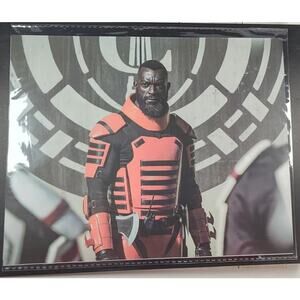 AMC TWD The Walking Dead Michael James Shaw (Mercer) Studio Picture W/COA